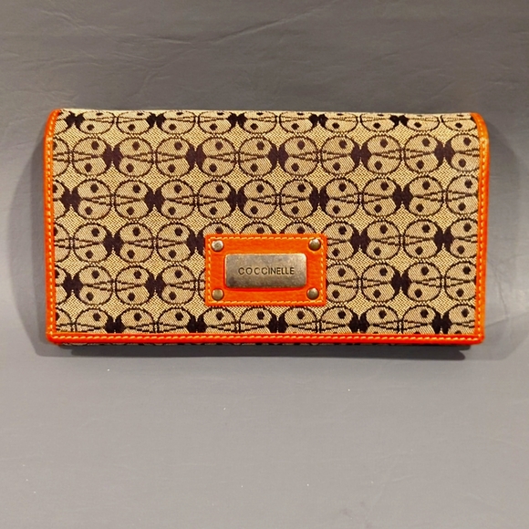 Coccinelle - Picture 1 of 4